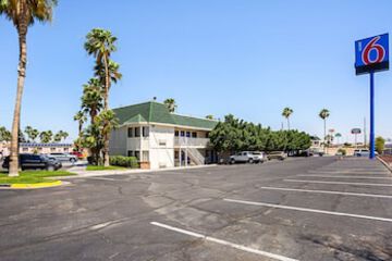 Hotels Near I-8 And Us-95 16th St Exit 2 In Yuma Az
