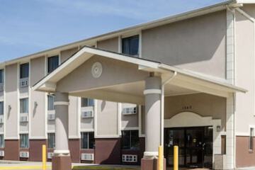 Hotels Near I-470 And Wanamaker Rd Huntoon St Exit 1 In Topeka Ks