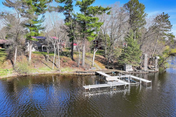 Lake Wissota Home w / Private Dock + Fire Pit!
