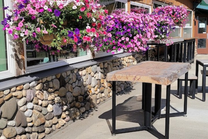 Waterton Lakes Lodge Resort