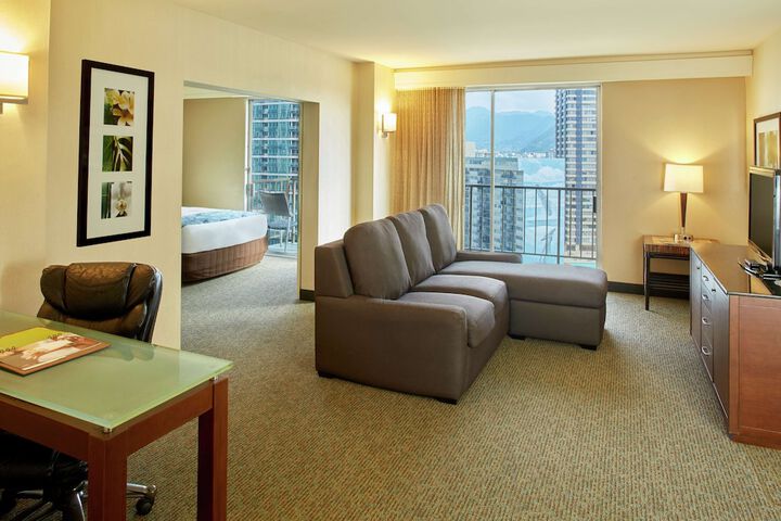DoubleTree by Hilton Hotel Alana - Waikiki Beach