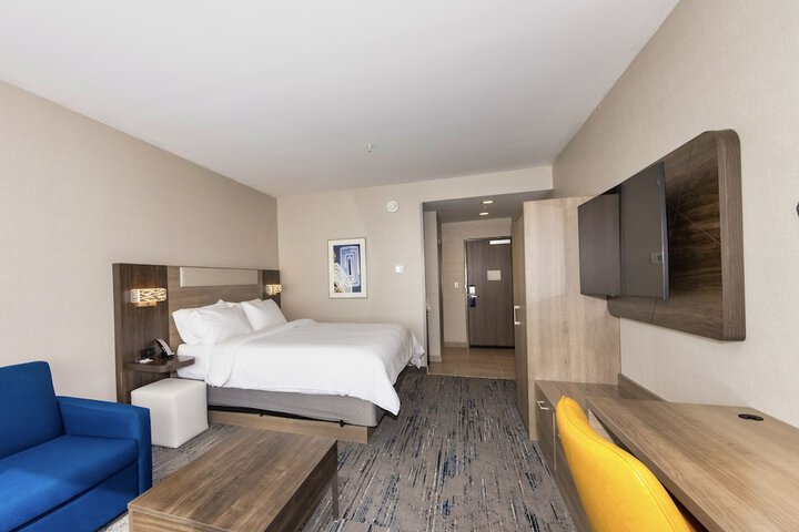 Holiday Inn Express & Suites Harrisonburg University Area by IHG