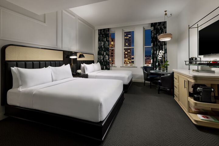 The Candler Hotel Atlanta Curio Collection by Hilton
