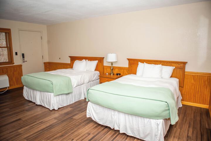 Montauk Lodge