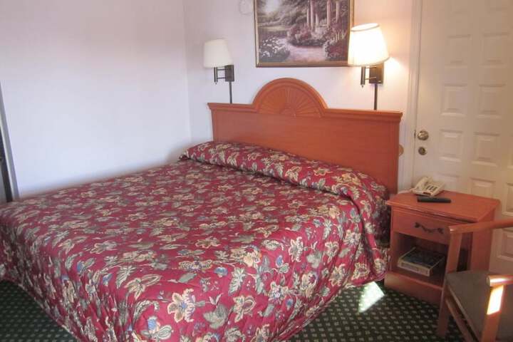 Room 17 of 21