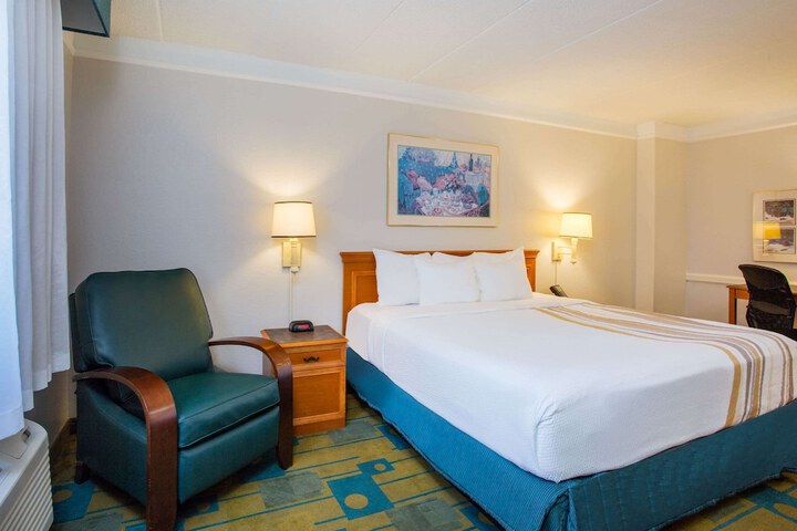 Room 21 of 30