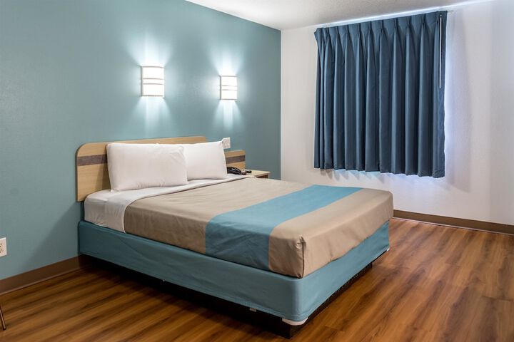 Room 29 of 39