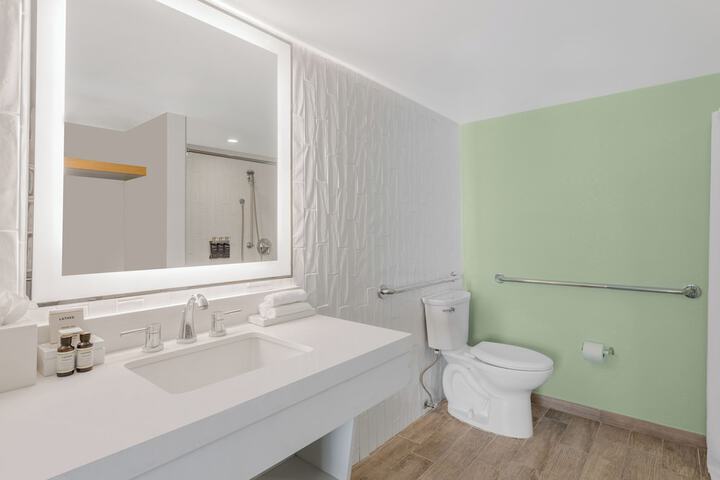 Beach House Suites by the Don CeSar