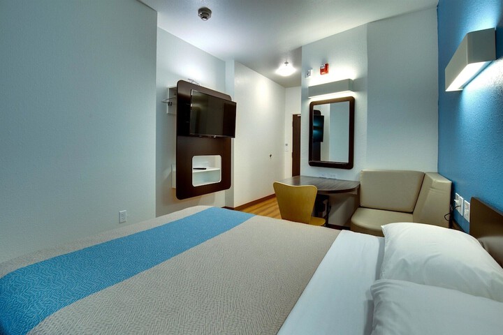 Motel 6 Poplar Bluff MO