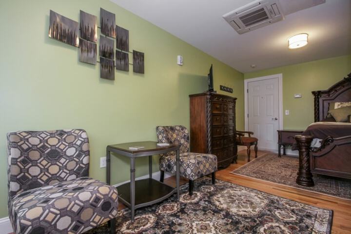 Room 16 of 32