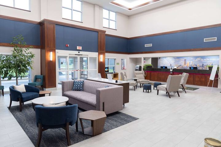 La Quinta Inn & Suites by Wyndham Bannockburn-Deerfield
