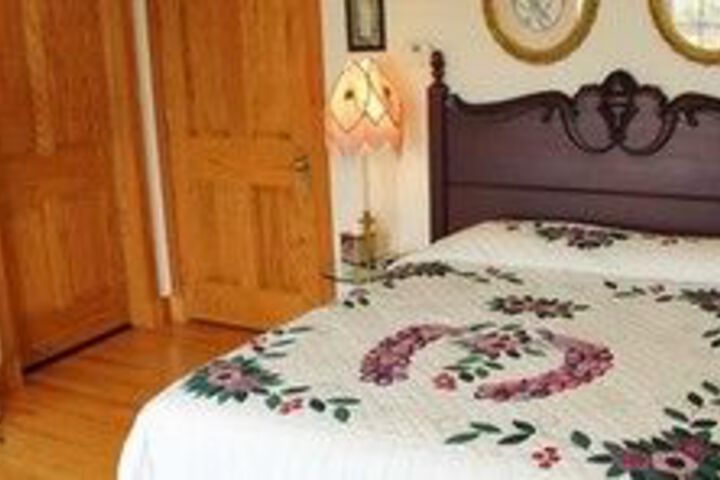 The Hurst House Bed and Breakfast