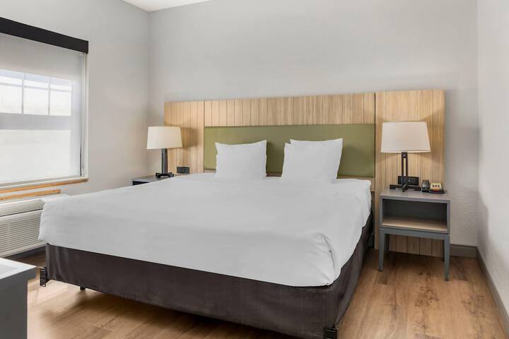 Country Inn & Suites by Radisson Georgetown, KY