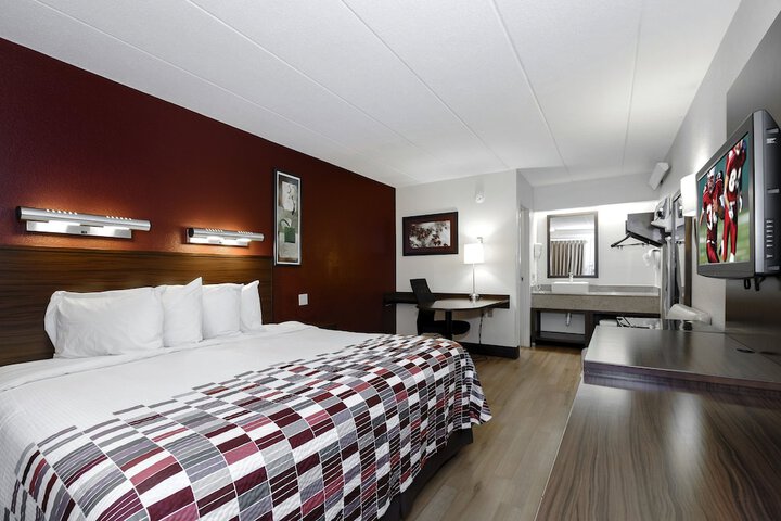 Room 18 of 34