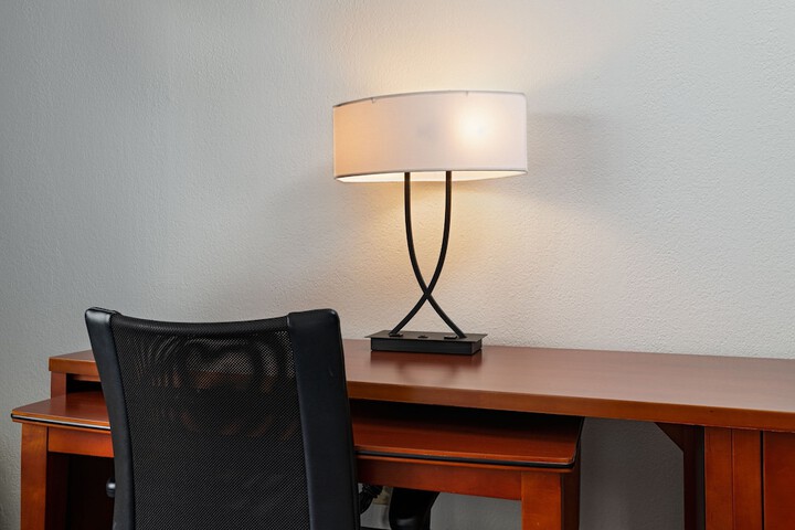 Courtyard by Marriott Dallas Arlington / Entertainment Dist