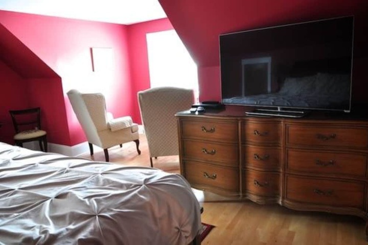 Room 34 of 68
