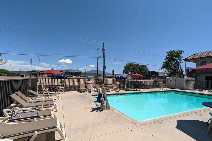 Pool 5 of 64