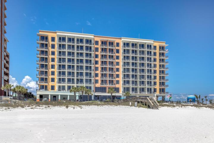 Hampton Inn & Suites Orange Beach / Gulf Front