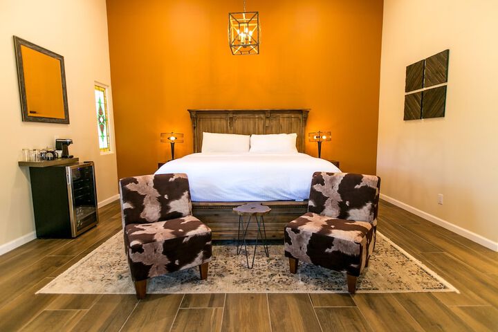 Room 21 of 42