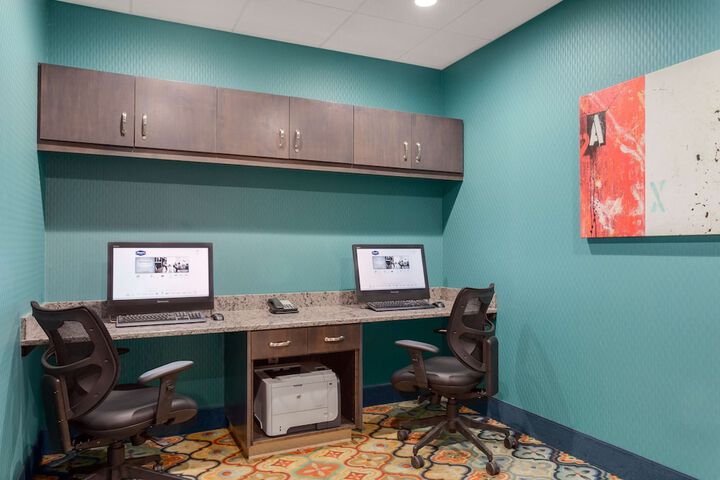 Business Center 29 of 29