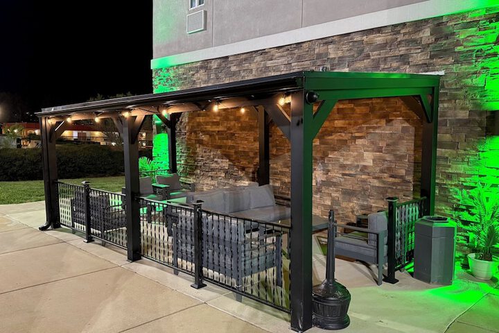 La Quinta Inn & Suites by Wyndham Forsyth