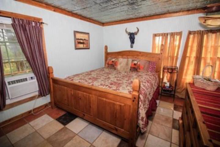 Hunters Cabin