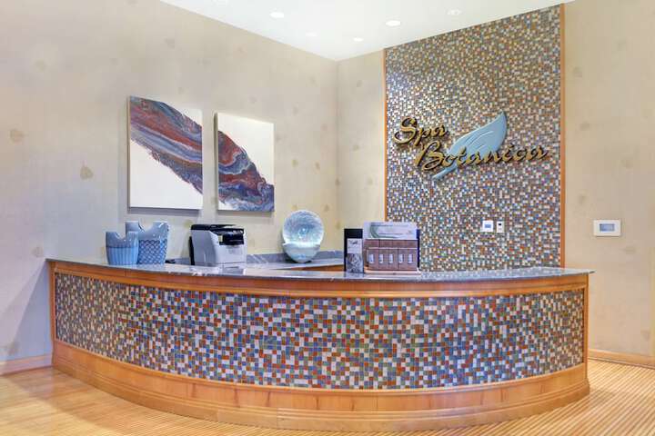 Embassy Suites Northwest Arkansas - Hotel Spa & Convention
