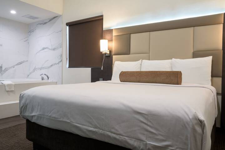 Room 12 of 44