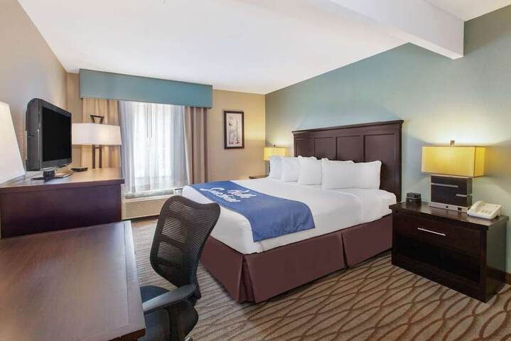 Days Inn by Wyndham Midland