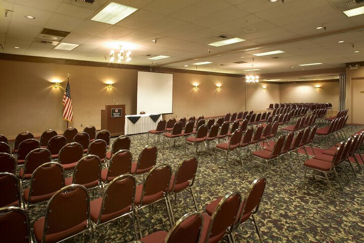 Red Lion Hotel Yakima Center