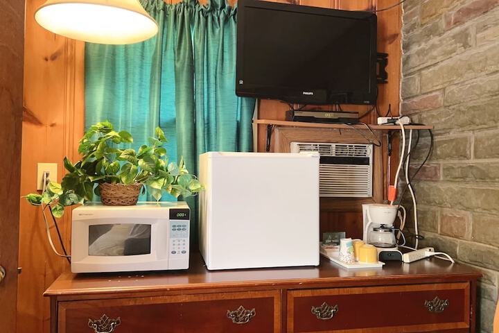 Room 8 of 16