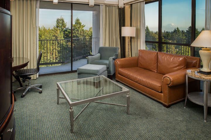 DoubleTree by Hilton Seattle Airport