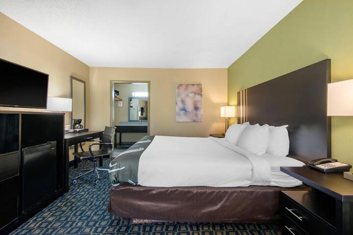 Quality Inn & Suites Brooksville I-75 / Dade City