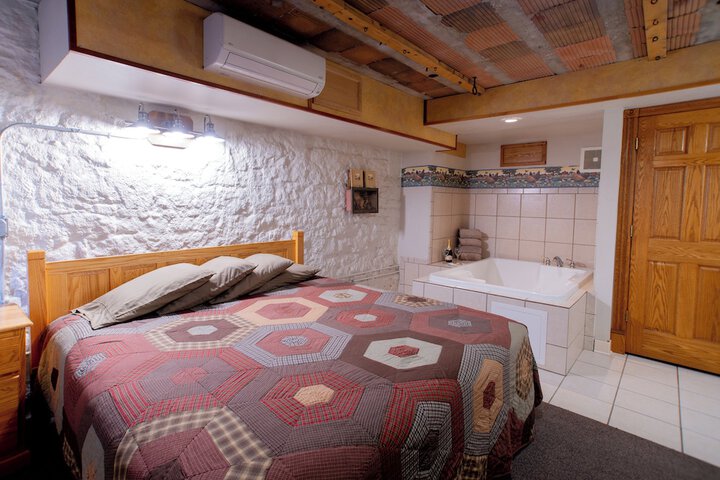Room 36 of 119