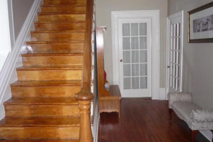Place Victoria Place Bed & Breakfast