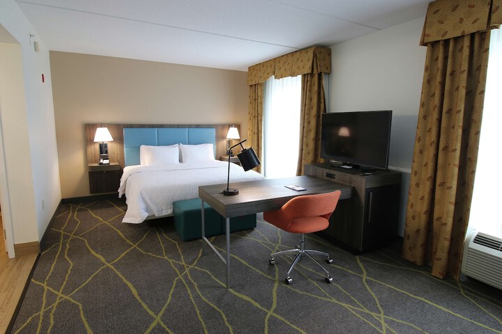Room 35 of 47