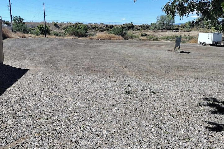 Property Grounds 40 of 40