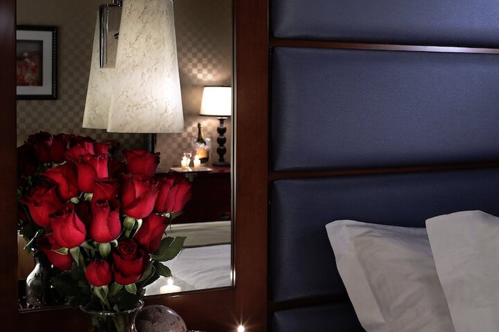 Room 45 of 98