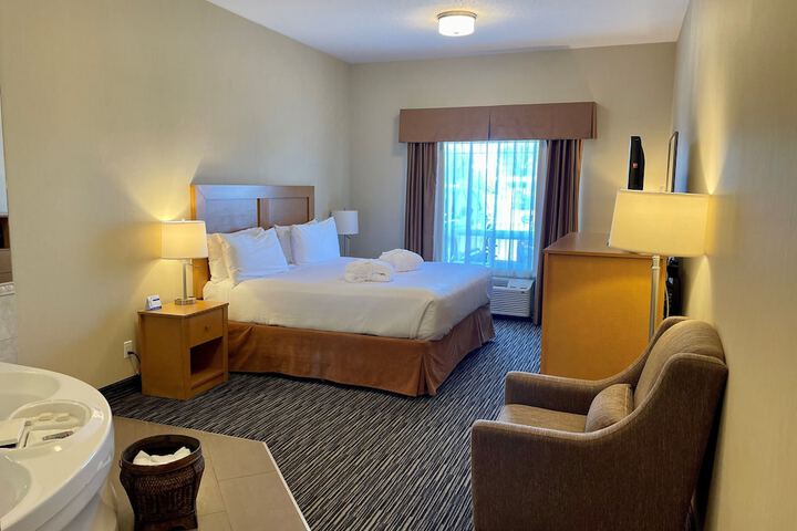 Best Western Grande Prairie Hotel & Suites