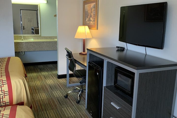 Room 54 of 56
