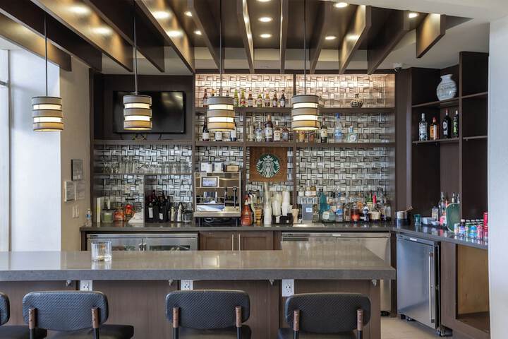 Hyatt Place Dallas / The Colony