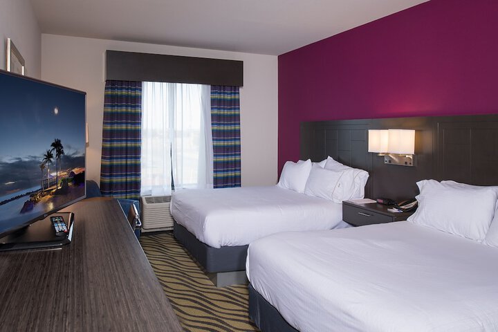 Holiday Inn Express Hutchinson by IHG