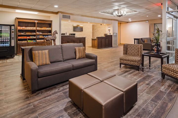 Best Western Crossroads of The Bluffs