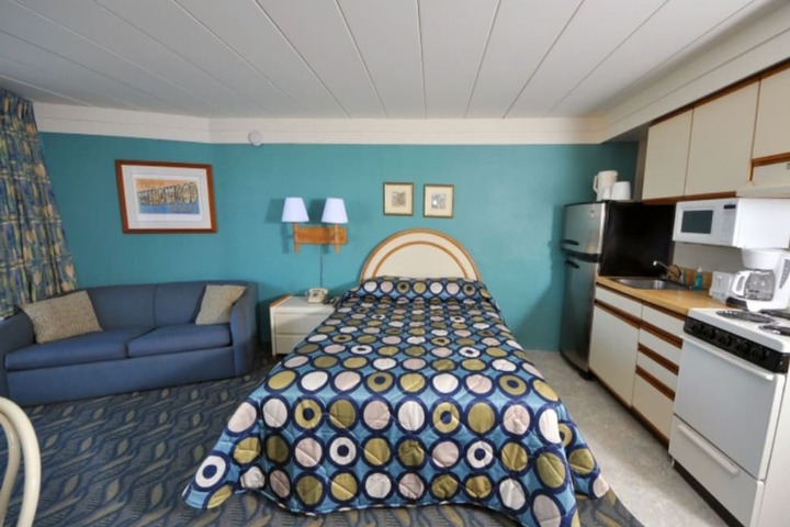 Room 26 of 37