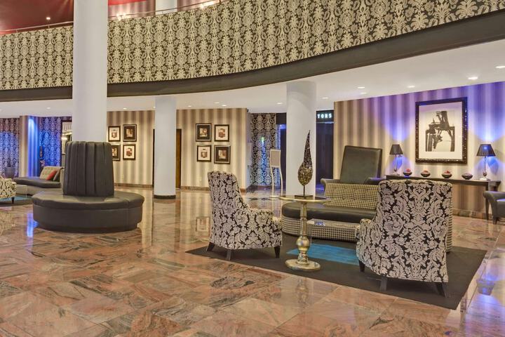 Hotel Interior 12 of 39