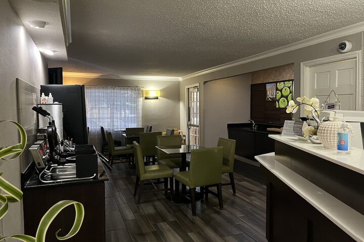 Hotel Interior 10 of 34