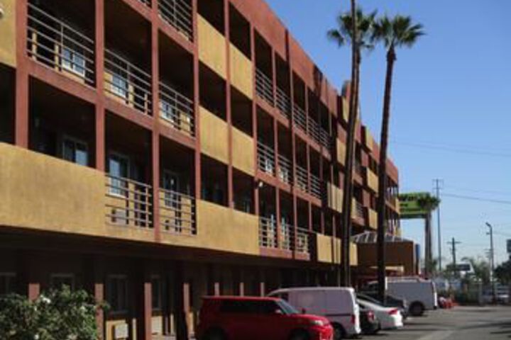 Budget Inn & Suites Commerce