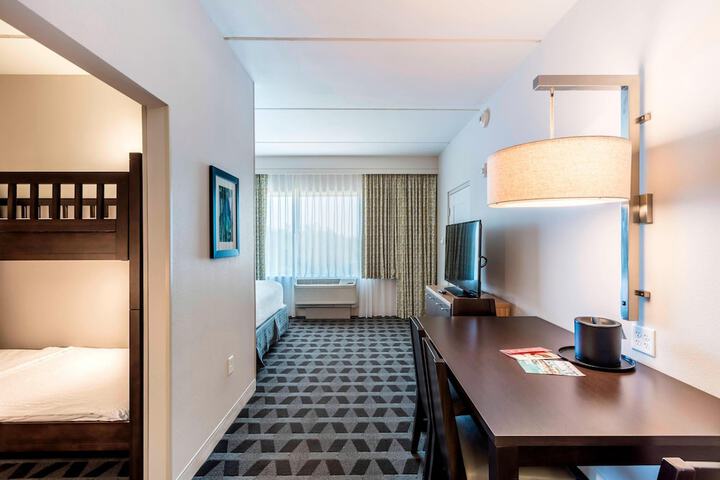 Room 34 of 49