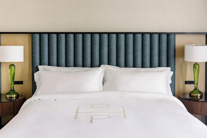 Hotel Du Pont