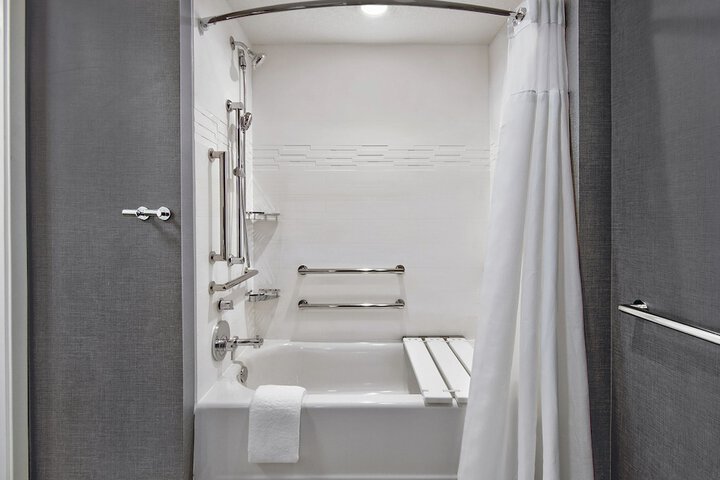 Residence Inn by Marriott Orlando Flamingo Crossing / Western Entrance